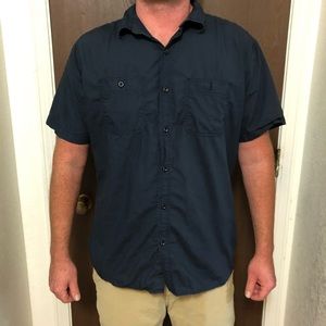 Old Navy short sleeve shirt
